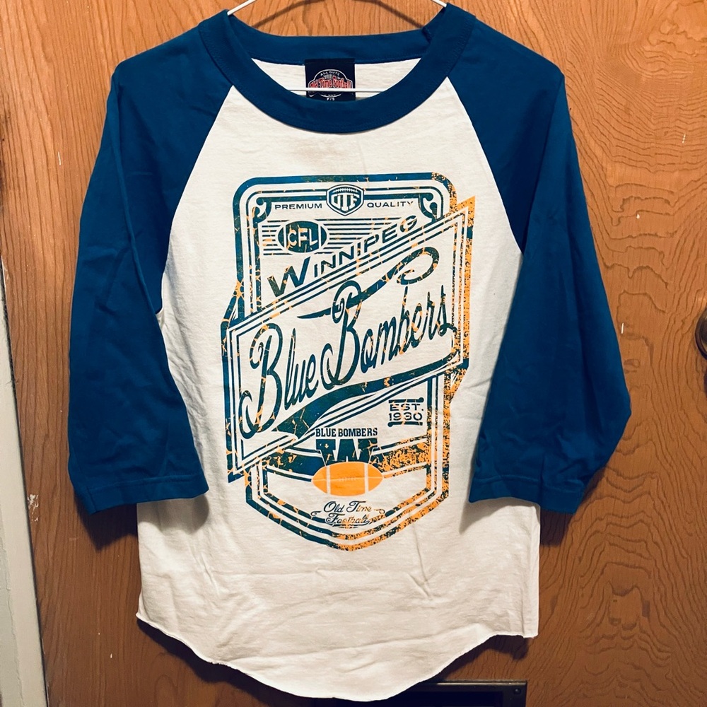 Men’s Winnipeg Blue Bombers CFL Baseball Tee, Size Small